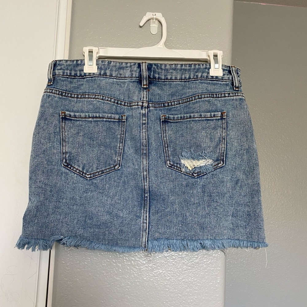 Denim skirt - Picture 2 of 3